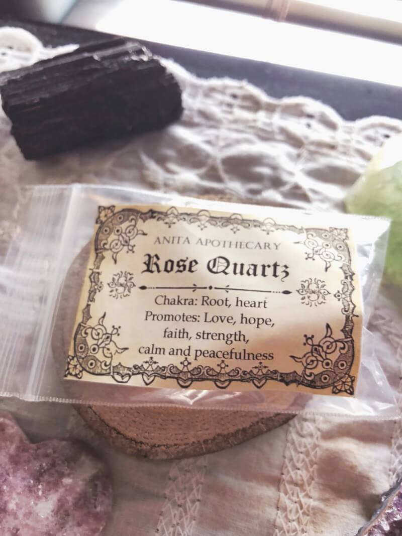 My review of the new witchy subscription box by Anita Apothecary #anitaapothecary #witchybox #witchyblog #witchythings #subscriptionbox #aphrodite