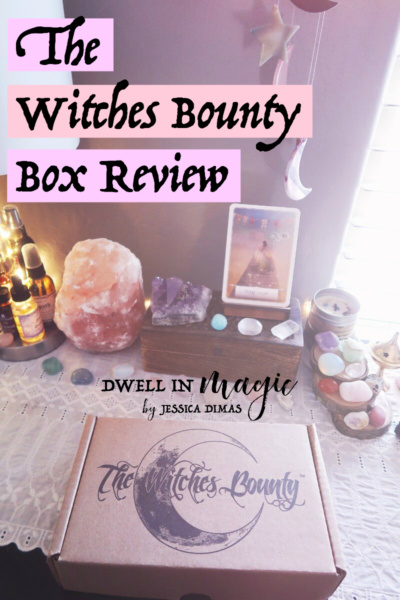 Witchy subscription box review for The Witches Bounty #subscriptionboxesforwomen #witchybox #witchythings #witchesbounty #subscriptionbox